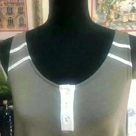 POL SLEEVELESS OLIVE GREEN SUMMER RACER BACK STRIPE TANK TOP SIZE MED💚 - Picture 3 of 12